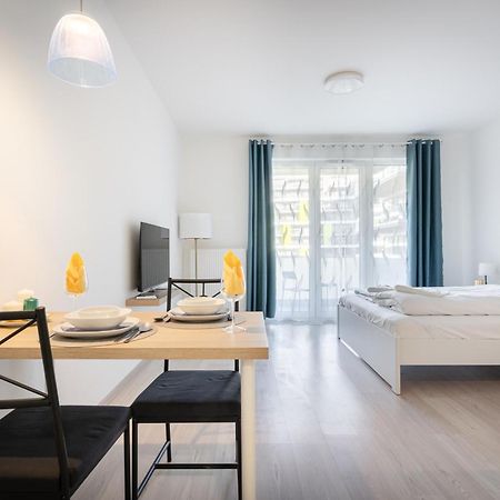 Grand Corvin Studio With Balcony 부다페스트 외부 사진